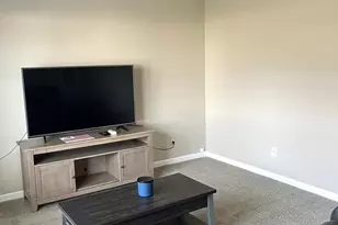 231 Westwood Dr, Circleville, OH 43113 - Photo 3