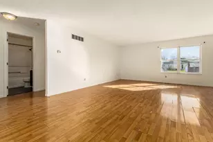 4412 Catamaran Dr, Columbus, OH 43207 - Photo 5