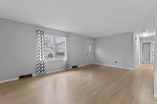 1450 Franklin St, Lewis Center, OH 43035 - Photo 5