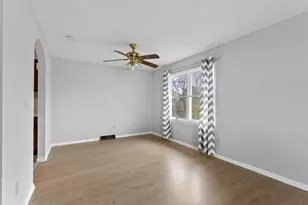 1450 Franklin St, Lewis Center, OH 43035 - Photo 9