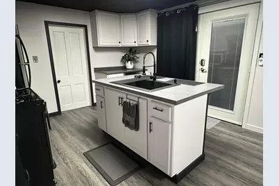 385 Water Street, Duncan Falls, OH 43734 - Photo 5