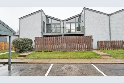 4710 Charecote Lane #D, Columbus, OH 43220 - Photo 1