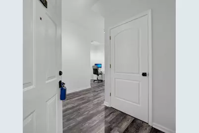 1925 Fortstone Lane, Columbus, OH 43228 - Photo 19