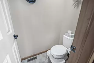 6086 Cheyenne Creek Dr, Lewis Center, OH 43035 - Photo 37