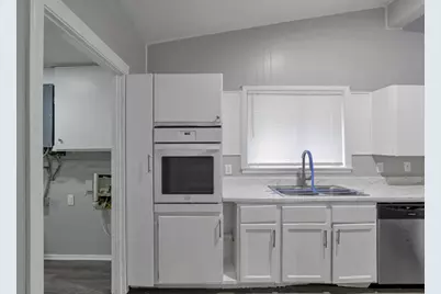 1607 Simpson Drive, Columbus, OH 43227 - Photo 19