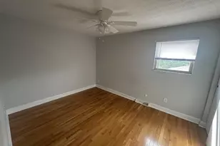 4871 Dierker Rd, Columbus, OH 43220 - Photo 5