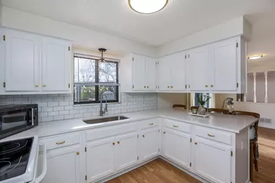 5803 Sundrops Avenue, Galloway, OH 43119 - Photo 15