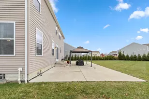 150 Mannaseh Dr W, Granville, OH 43023 - Photo 49