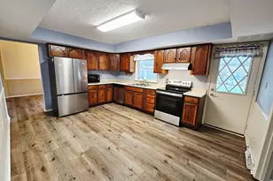 667 Waverly Ave, Washington Court House, OH 43160 - Photo 17