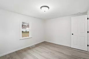 25 Crestview Dr, Fredericktown, OH 43019 - Photo 23