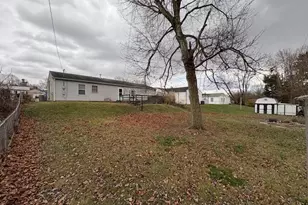 461 N Shoshone Dr, Lancaster, OH 43130 - Photo 3