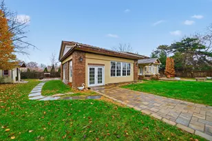 1931 W Broad St, Columbus, OH 43223 - Photo 5