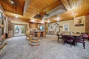 1931 W Broad St, Columbus, OH 43223 - Photo 13