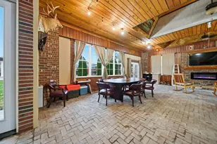 1931 W Broad St, Columbus, OH 43223 - Photo 11