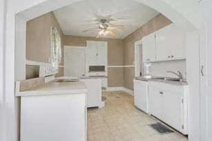 10 E Jamestown St, South Charleston, OH 45368 - Photo 9