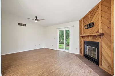 630 Hidden Valley Court, Fairborn, OH 45324 - Photo 9