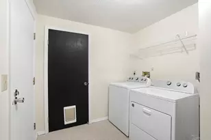 630 Hidden Valley Ct, Fairborn, OH 45324 - Photo 33