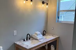 462 S Hampton Rd, Columbus, OH 43213 - Photo 3