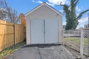 2204 Medina Ave, Columbus, OH 43211 - Photo 25