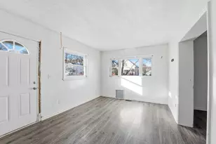 1875 Minnesota Ave, Columbus, OH 43211 - Photo 5