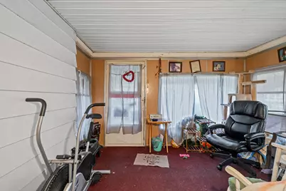 1067 Mercer Avenue, Akron, OH 44320 - Photo 5