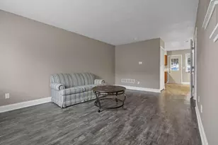 1889 Slaton Ct, Columbus, OH 43235 - Photo 3