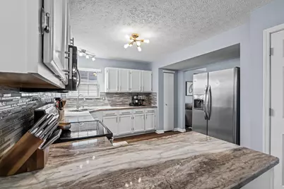 2424 Mills Fall Drive, Hilliard, OH 43026 - Photo 9