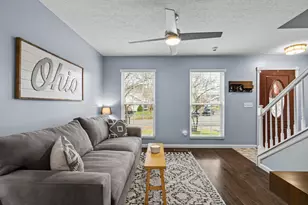 2424 Mills Fall Dr, Hilliard, OH 43026 - Photo 3