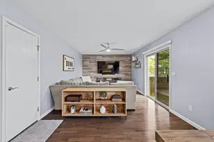 2424 Mills Fall Dr, Hilliard, OH 43026 - Photo 11