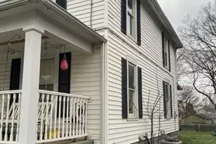 236 N 10th St, Newark, OH 43055 - Photo 3