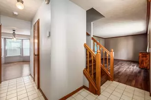 1505 Eastmeadow Pl, Columbus, OH 43235 - Photo 3