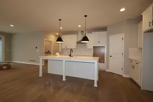 4543 Corsican Loop E, Hilliard, OH 43026 - Photo 3