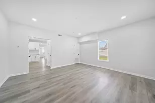 2841 E 10th Ave, Columbus, OH 43219 - Photo 11