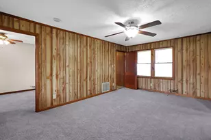 420 Faye Ave, Circleville, OH 43113 - Photo 7