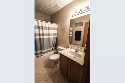 2062 Summer Banks Drive, Grove City, OH 43123 - Photo 13