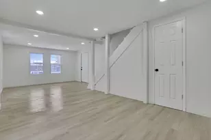 126 S Oakley Ave, Columbus, OH 43204 - Photo 5