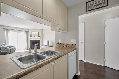 6689 Axtel Drive #4D, Canal Winchester, OH 43110 - Photo 11