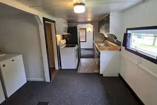 1037 Fishlock Ave, Findlay, OH 45840 - Photo 9