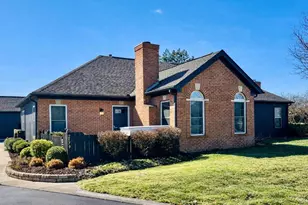 2579 Trotterslane Dr, Columbus, OH 43235 - Photo 1