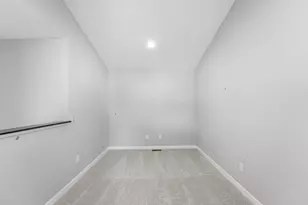 4561 Burgstaller Ct, Grove City, OH 43123 - Photo 25