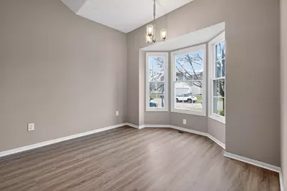 1175 Onaway Court, Columbus, OH 43228 - Photo 15