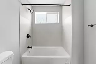 346 S Wheatland Ave, Columbus, OH 43204 - Photo 31