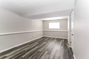 2980 Blue Moon Dr, Columbus, OH 43232 - Photo 9