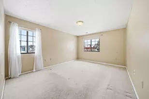 6755 Meadow Creek Dr, Columbus, OH 43235 - Photo 13