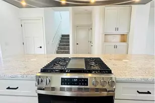 1632 Marlboro Ave, Obetz, OH 43207 - Photo 5