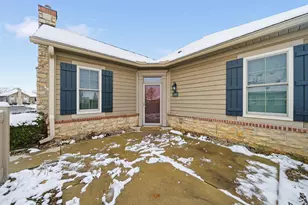 1393 Cascade Dr, Grove City, OH 43123 - Photo 5