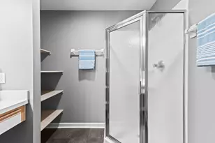 5758 Willow Lake Dr, Grove City, OH 43123 - Photo 17