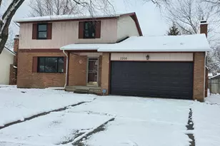 2208 Pine Knoll Ave, Columbus, OH 43229 - Photo 1