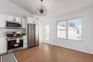 2718 Proclamation Way, Columbus, OH 43207 - Photo 9