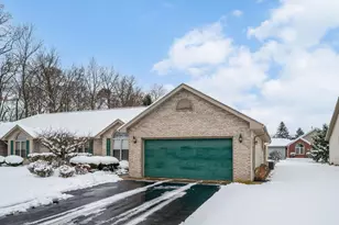 905 Villandry Dr, Marion, OH 43302 - Photo 3
